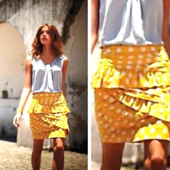 Anthropologie Dresses & Skirts - ANTHROPOLOGIE LEIFSDOTTIR YELLOW POLKA DOT SKIRT W FRONT RUFFLES & SIDE ZIP